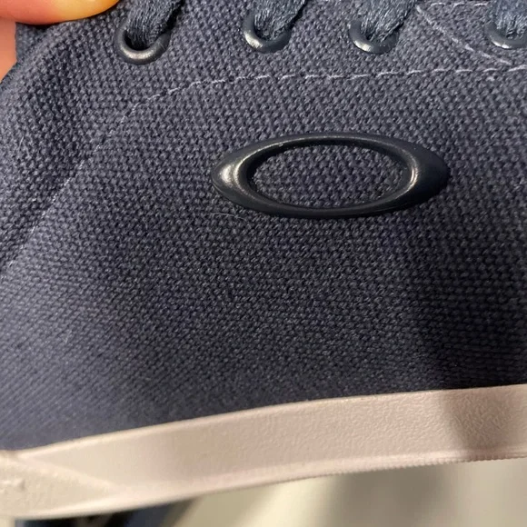 Oakley Blue Canvas Sneakers Like New - Picture 8 of 13